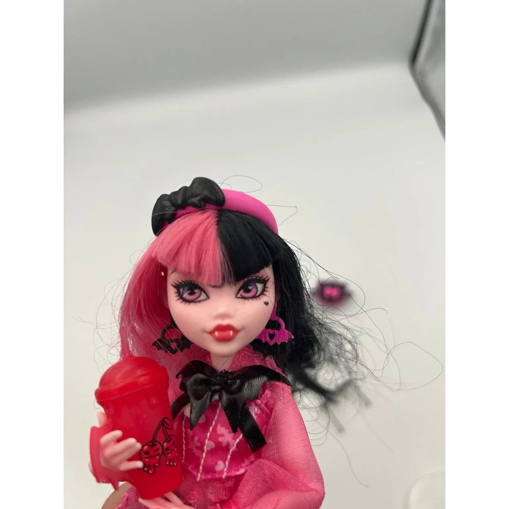 monster high see pics
